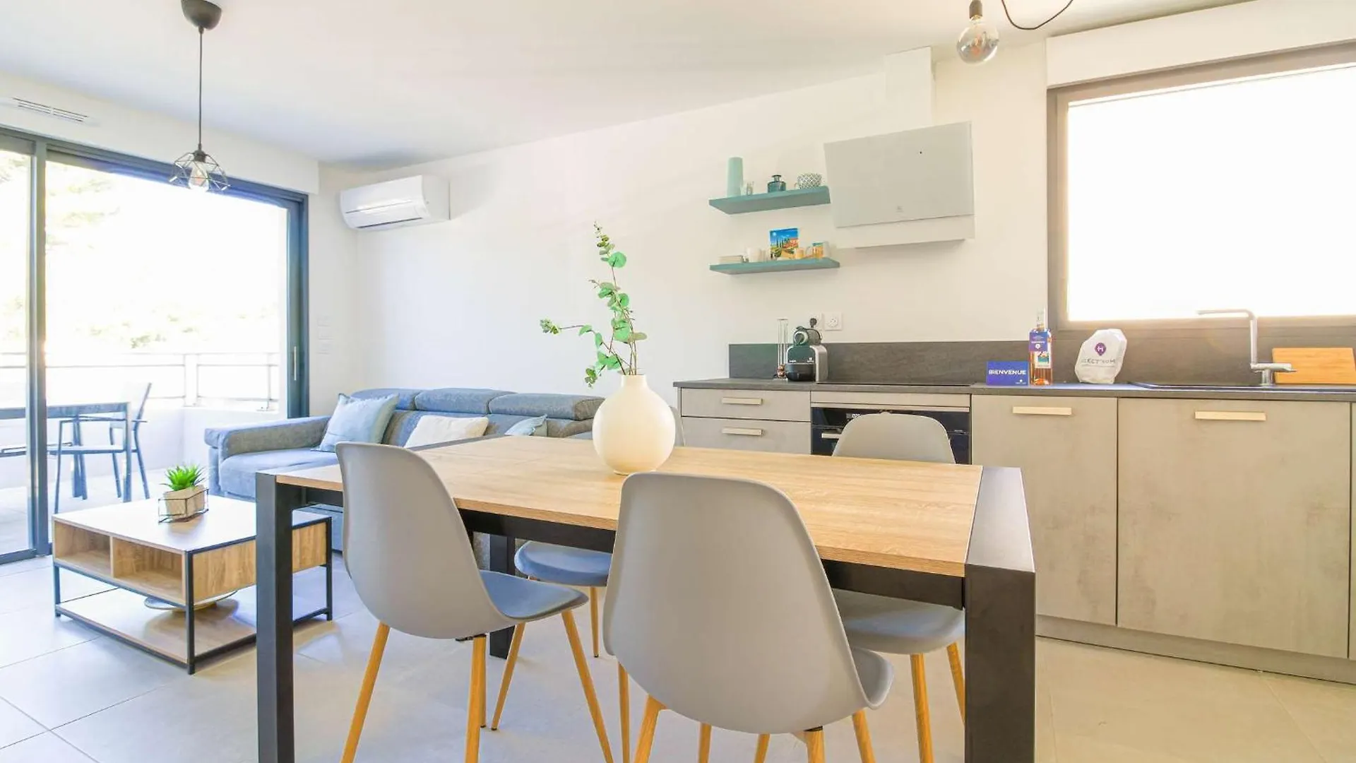 Select'Sohome - Charmant Appartement Pour 4 Personnes Au Coeur De La Faviere ! - Iloa-B15 Bormes-les-Mimosas 0*,  Frankrike
